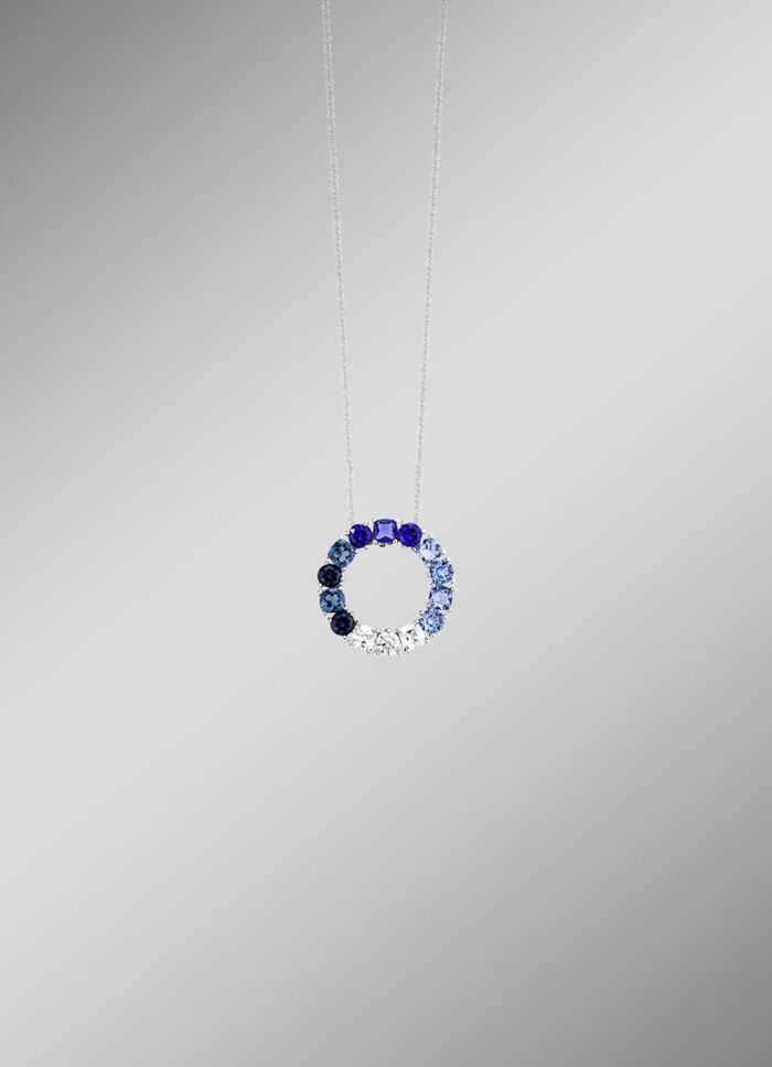 Anhänger mit synth. Zirkonia in Weiß und Blautönen 