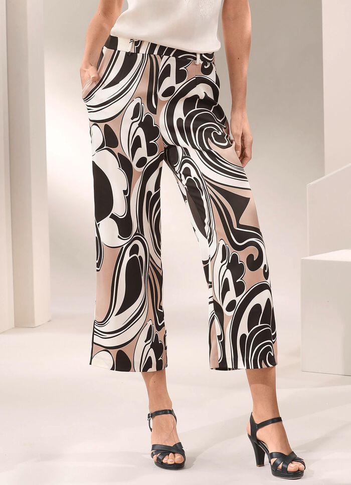 Culotte in modischer Weite 