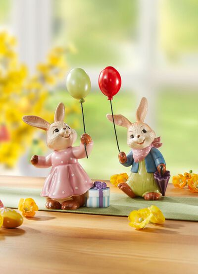 Goebel Hasen mit Luftballon aus Feinsteingut 