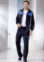 Freizeitanzug von „Athlet“ 