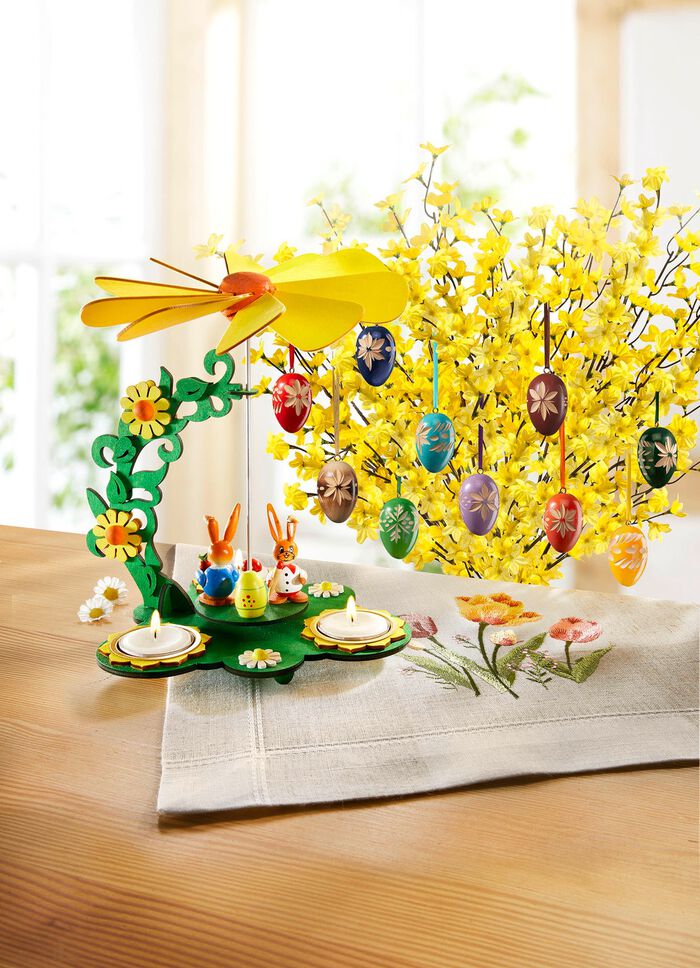 Tischpyramide aus Holz 