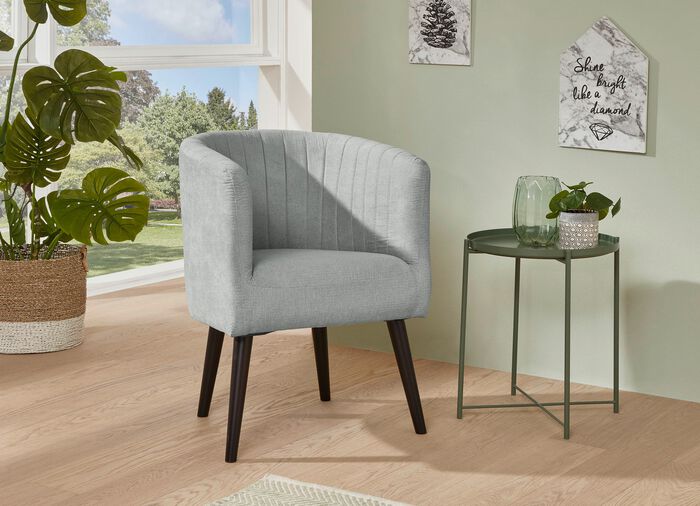 Sessel auf schwarzen Massivholzf&uuml;&szlig;en SILBER