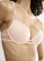 Triuimph Push-up-Bügel-BH aus feiner Elastikspitze 