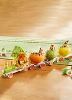 Oster-Zug in fr&uuml;hlingsfrischen Farben 