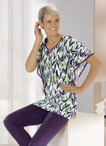 Shirt mit Zierelement am Halsausschnitt 