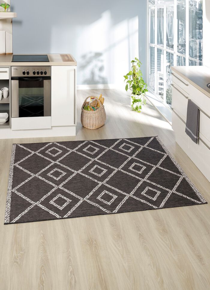 Br&uuml;cken und Teppiche im nat&uuml;rlichen Sisal-Look 