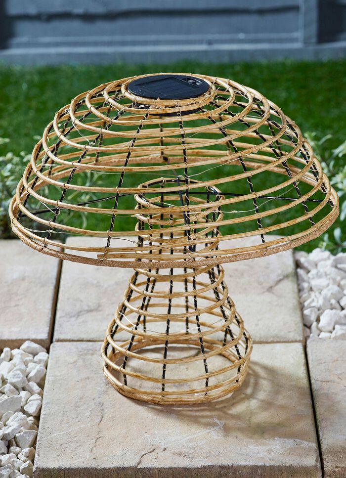 LED-Pilz aus Kunstrattan 