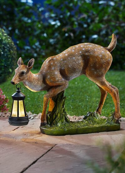 Rehkitz mit Solarlaterne 