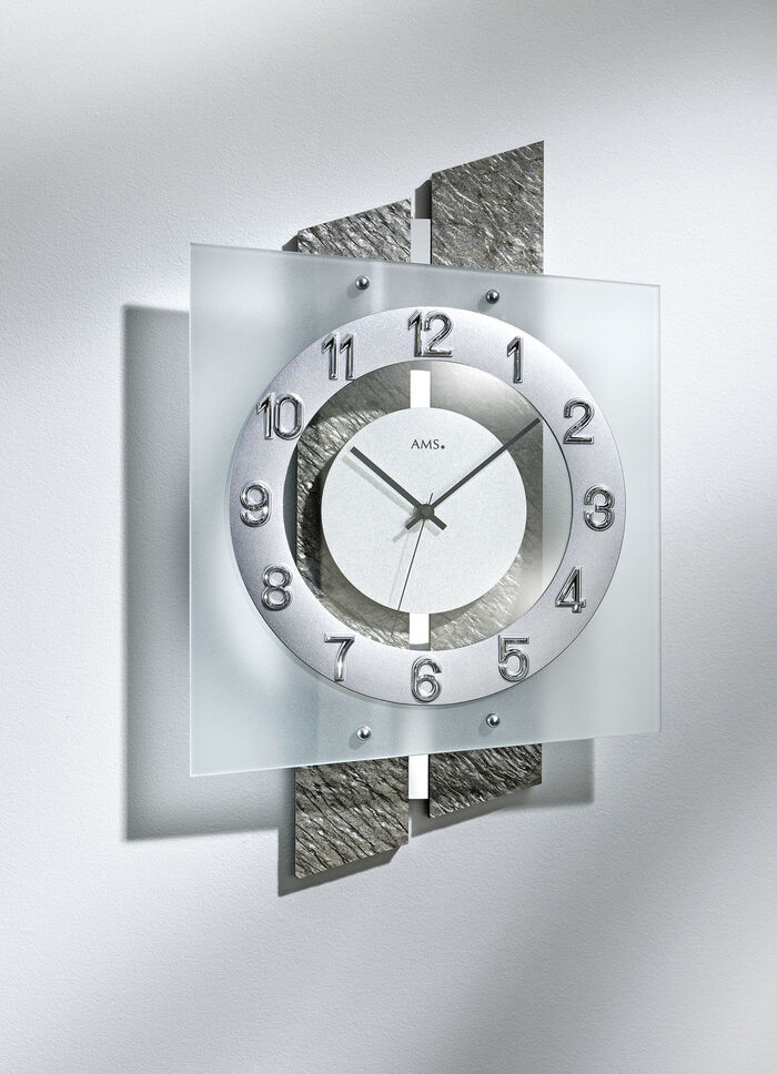 Wanduhr mit Funkuhrwerk GRAU
