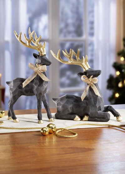 Hirsch mit Hufen und Geweih in goldfarben 