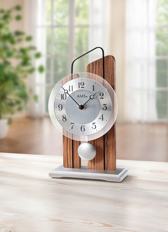Hochwertige Tischuhr mit Holzgeh&auml;use 