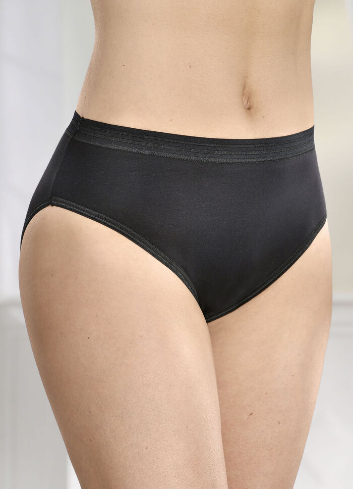 Fünferpack Slips mit glänzenden Abschlüssen 3X SCHWARZ, 2X WEISS