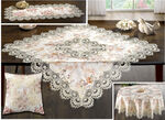 Edle Tischdekoration aus Jacquard mit Makrameespitze 
