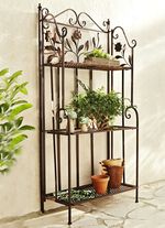 Wundersch&ouml;ne, verspielte Eisen-Regale 