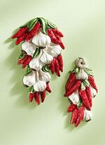 Wanddekoration in wertvoller Handarbeit WEISS-ROT