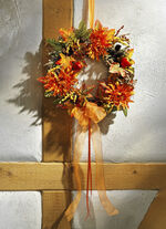 Wandkranz mit kleinen Kürbissen 