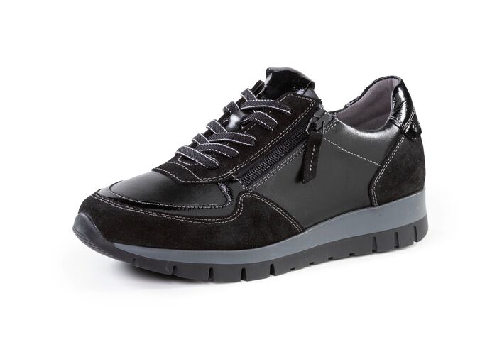 ELENA EDEN Sneaker mit r&uuml;ckw&auml;rtigem Nietenbesatz 