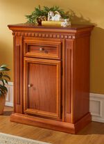 Hochwertige und stilsichere Kommoden mit klassisch sch&ouml;nem Flair KIRSCHBAUM