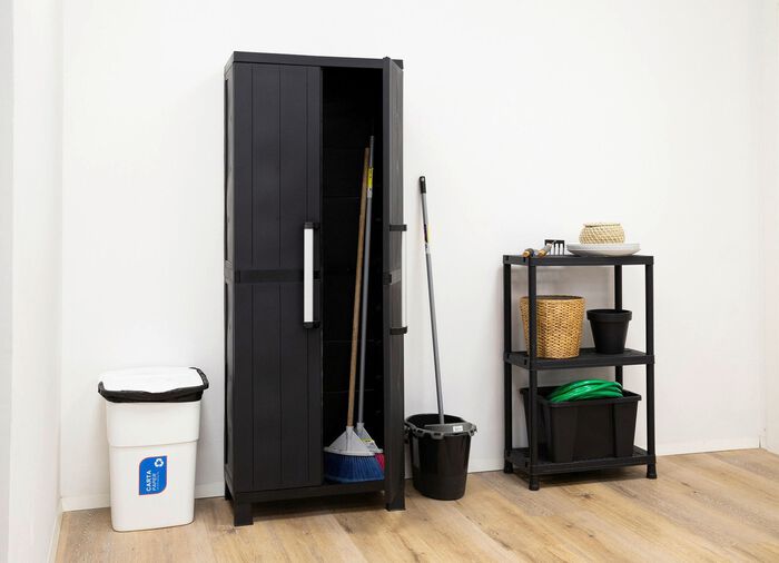 Ger&auml;teschrank Garage mit Holzlamellen-Effekt 