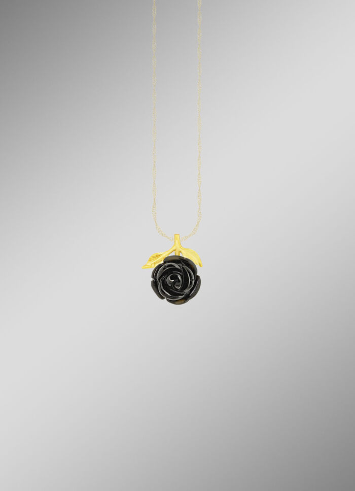 Romantischer Anh&auml;nger mit schwarzer Obsidian-Rose 