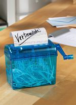 Aktenvernichter Mini mit Handkurbel 