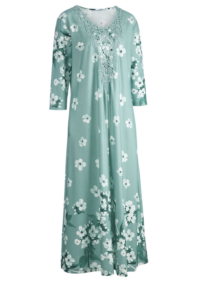 Nachthemd von "Laurina" mit Motivspitze am Ausschnitt JADE