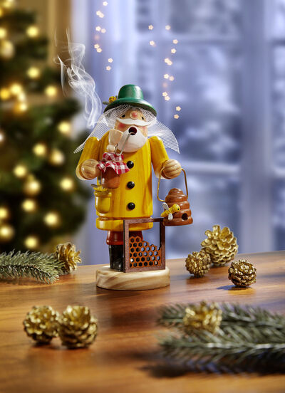 R&auml;ucherm&auml;nnchen aus Holz 