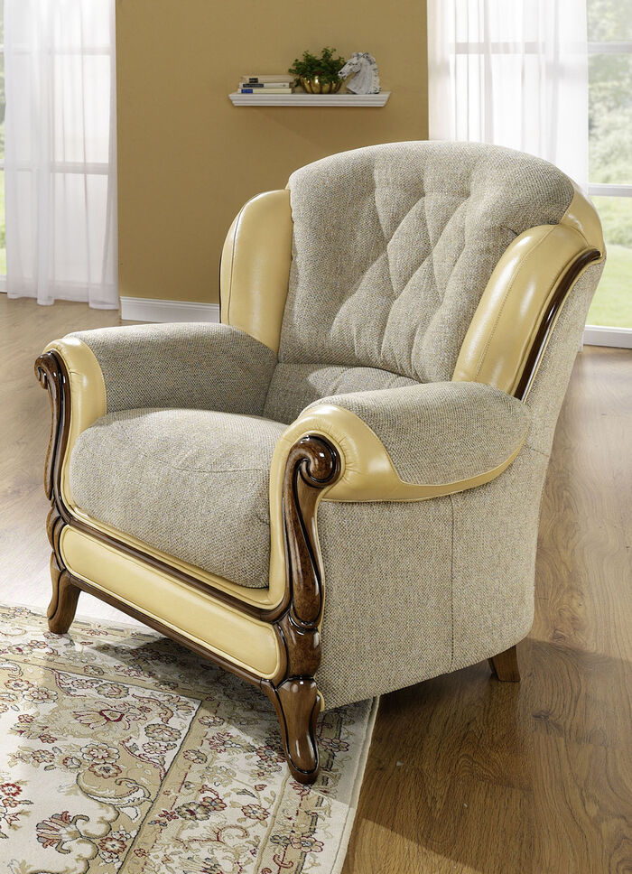 Polsterm&ouml;bel mit edlen Holzchatosen BEIGE