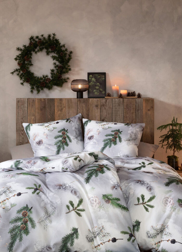 Beidseitig bedruckte Bettwäsche-Garnitur von Estella 