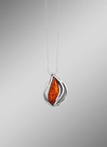 Zeitlos sch&ouml;ner Anh&auml;nger mit echt Bernstein 