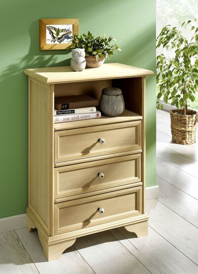 Teilmassive Kommoden mit Metallkn&ouml;pfen 