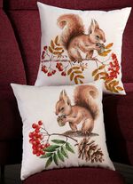 Kissenbez&uuml;ge mit Eichh&ouml;rnchen-Motiven BUNT