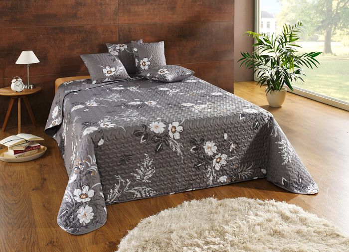 Tagesdecke und Kissenbezüge mit Bandeinfassung GRAU