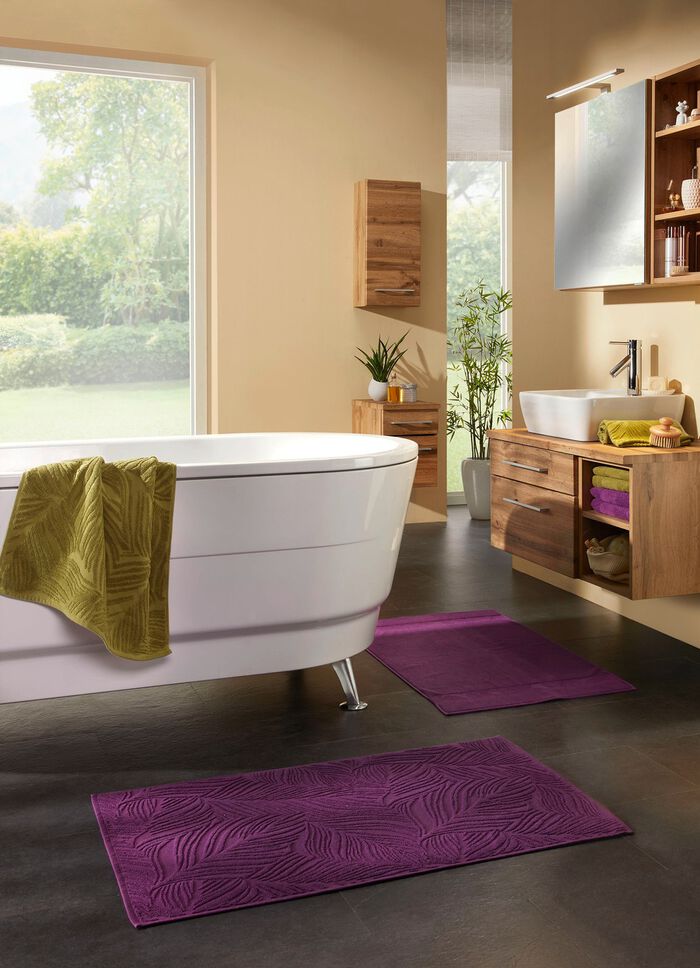 Barfußweicher Badteppich mit natürlichem Blätter-Dessin BEERE