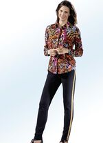 Attraktive Bluse mit langen Manschettenärmeln 