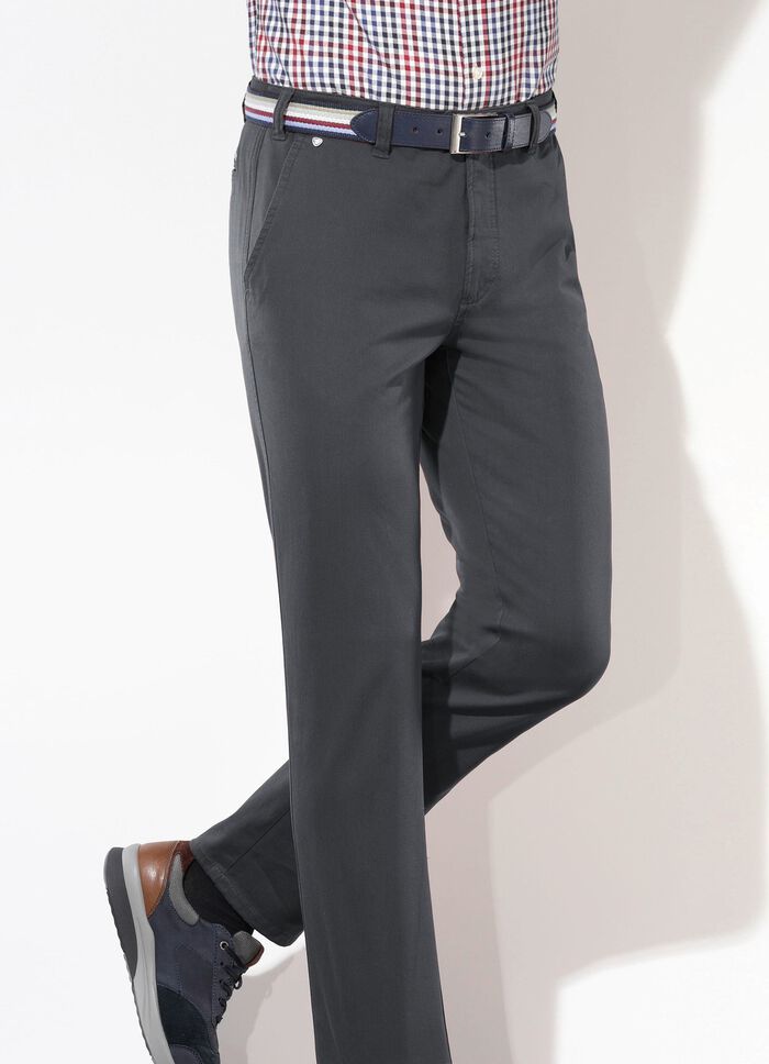 "Br&uuml;hl"-Hose mit G&uuml;rtel in 3 Farben 