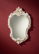 Spiegel im Barock-Stil 