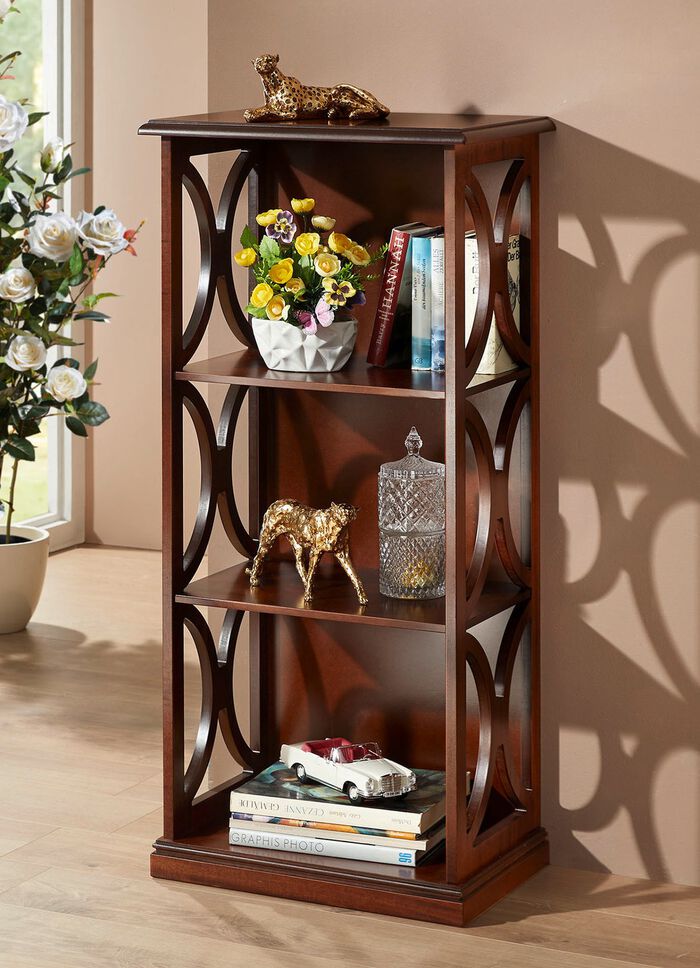 Regale mit italienischem Charme 