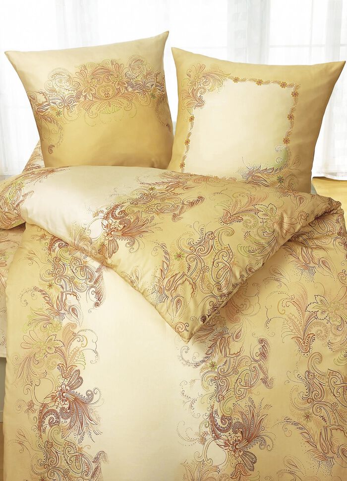 B&uuml;gelleichte Bettw&auml;sche-Garnitur mit Rei&szlig;verschluss 