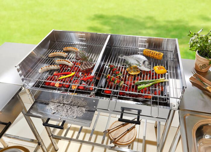 Outdoor-K&uuml;che aus Edelstahl 