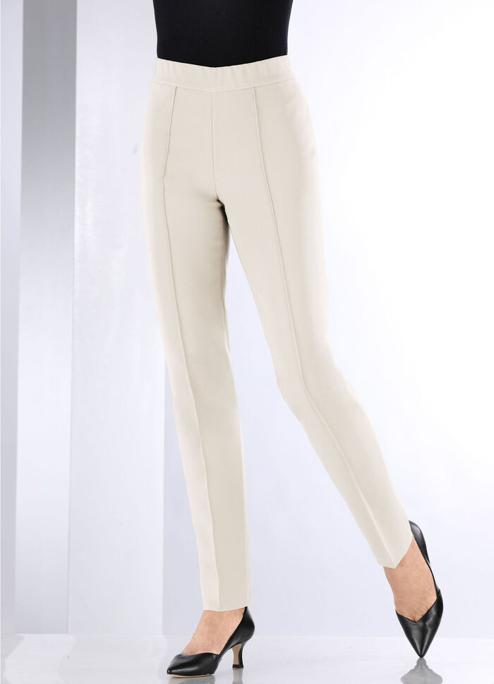 Hose mit schmaler Fußweite BEIGE