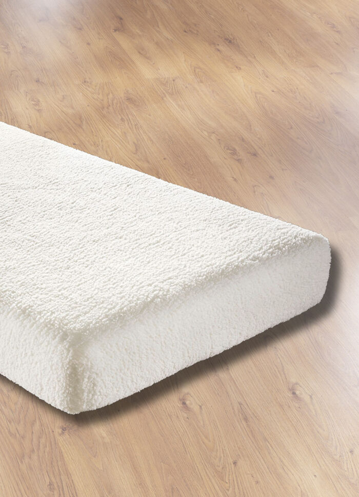 Spannbetttuch mit Sherpa-Teddy-Plüsch für kuschelig warme Nächte 