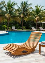 Klappbare Schaukelliege aus Akazienholz 