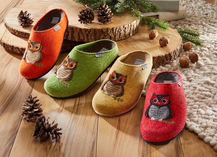 Kuschelwarmer Hausschuh aus Wollfilz GELB