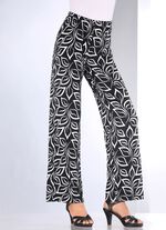 Hose in bequemer Weite 