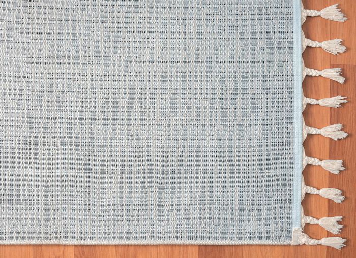 Pflegeleichte Br&uuml;cken und Teppiche aus synthetischen Material-Mix 