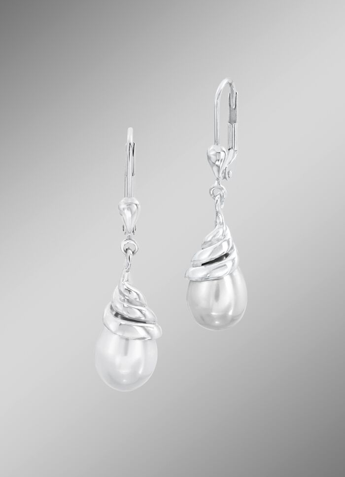 Wundervolle Ohrringe in Tropfenform 