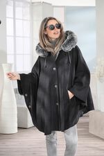 Cape mit Knopfleiste 