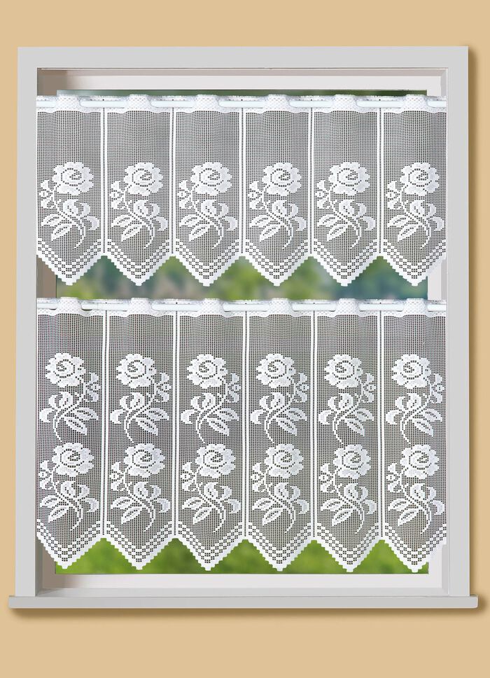 Kurzstore mit gezacktem Abschluss 