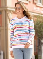 Pullover in Strick- und Mustermix 